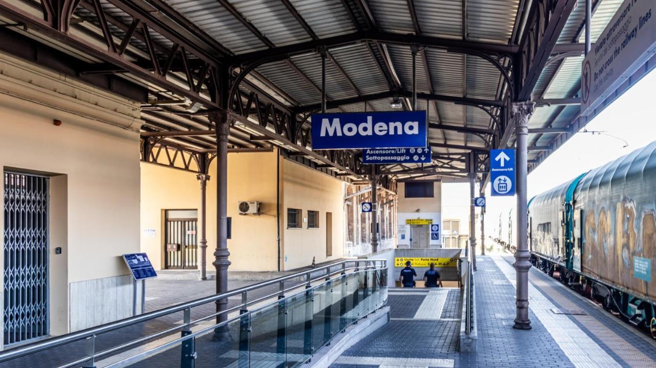Grand Central By Alloro Su Treno - Affitti Brevi Italia Modena Exteriér fotografie